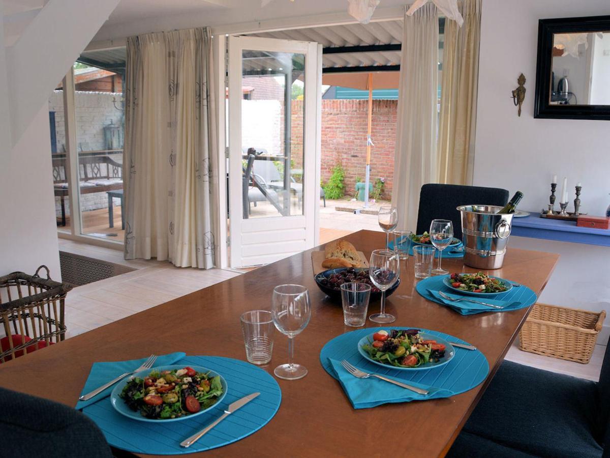 Lovely Holiday Home In Noordwijkerhout Near Lake Room photo